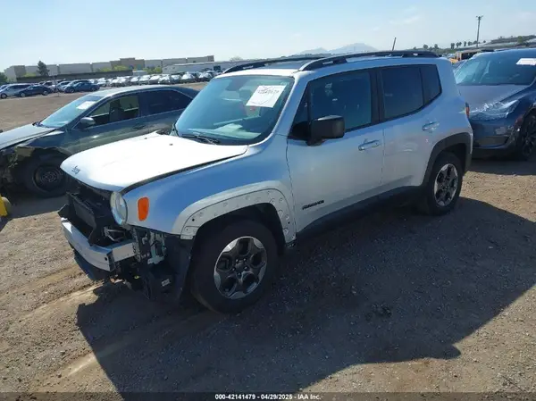 ZACCJAAB0HPF09057 2017 JEEP RENEGADE - Image 2