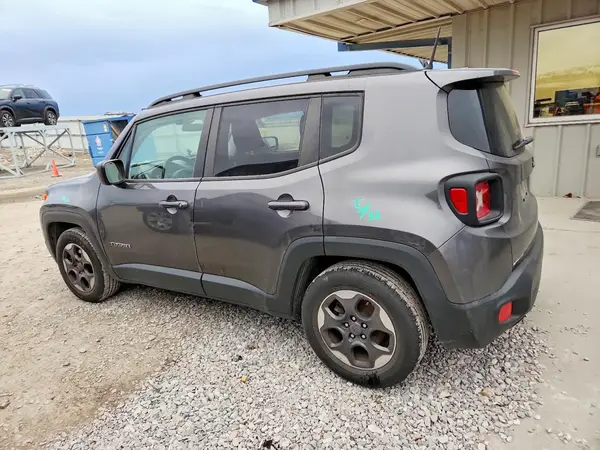 ZACCJAAB0HPF77455 2017 JEEP RENEGADE - Image 2