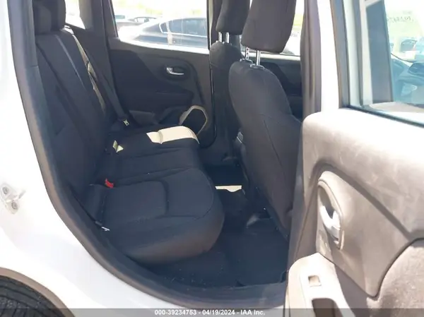 ZACCJAAB0HPF96961 2017 JEEP RENEGADE - Image 8