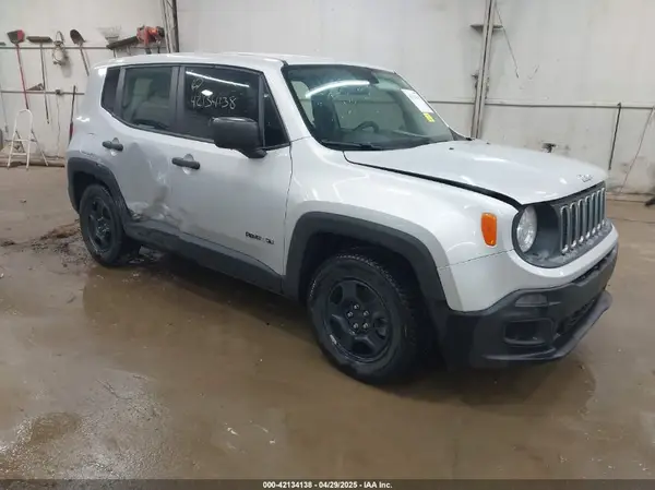 ZACCJAAB0HPG15296 2017 JEEP RENEGADE - Image 1