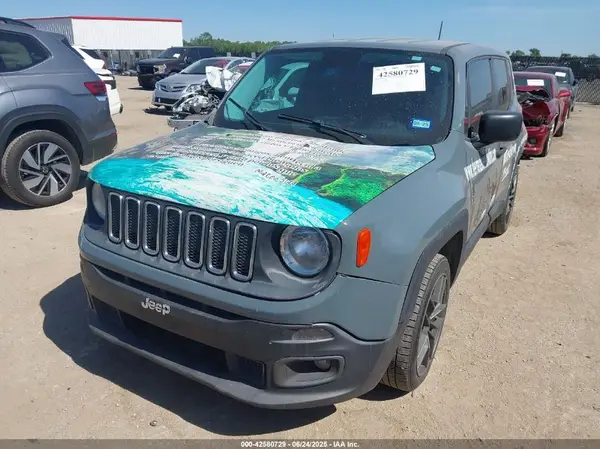 ZACCJAAB1HPF43704 2017 JEEP RENEGADE - Image 2