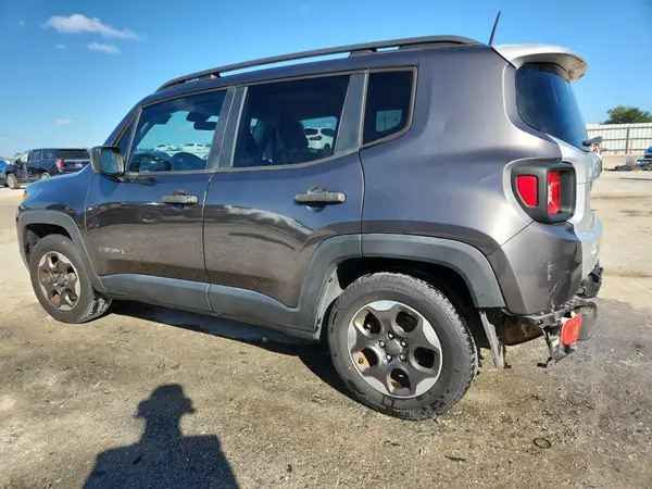 ZACCJAAB1HPF54721 2017 JEEP RENEGADE - Image 2