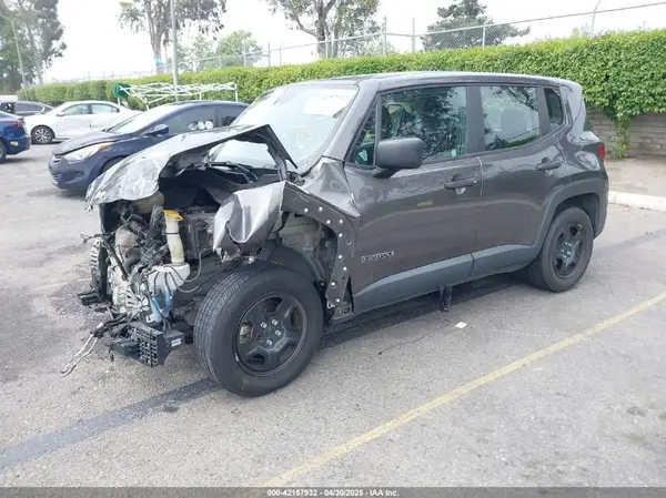 ZACCJAAB1HPG07305 2017 JEEP RENEGADE - Image 2