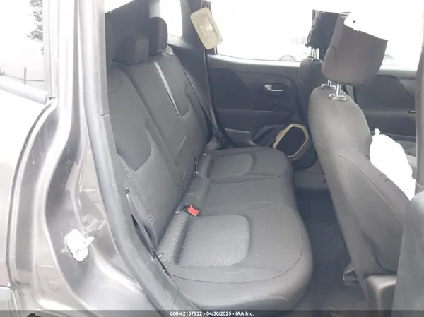 ZACCJAAB1HPG07305 2017 JEEP RENEGADE - Image 8