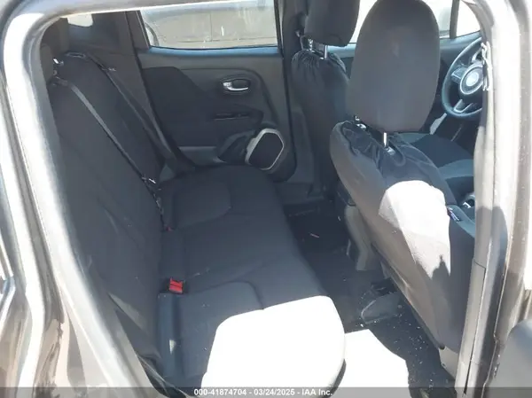 ZACCJAAB2HPE51050 2017 JEEP RENEGADE - Image 8