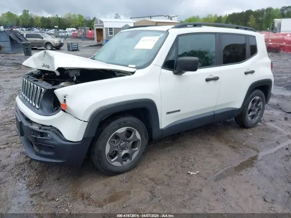 ZACCJAAB2HPF24644 2017 JEEP RENEGADE - Image 2