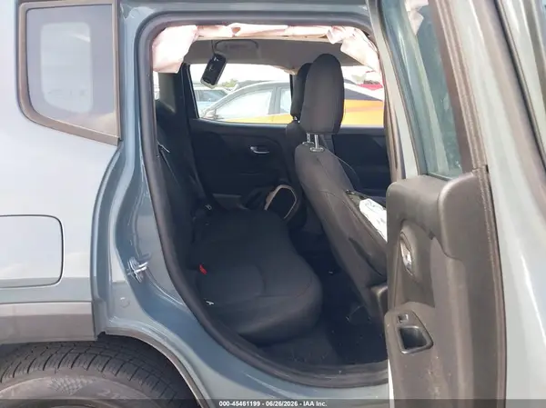 ZACCJAAB3HPE78807 2017 JEEP RENEGADE - Image 8