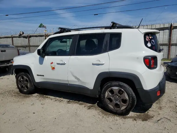 ZACCJAAB4HPF23916 2017 JEEP RENEGADE - Image 2