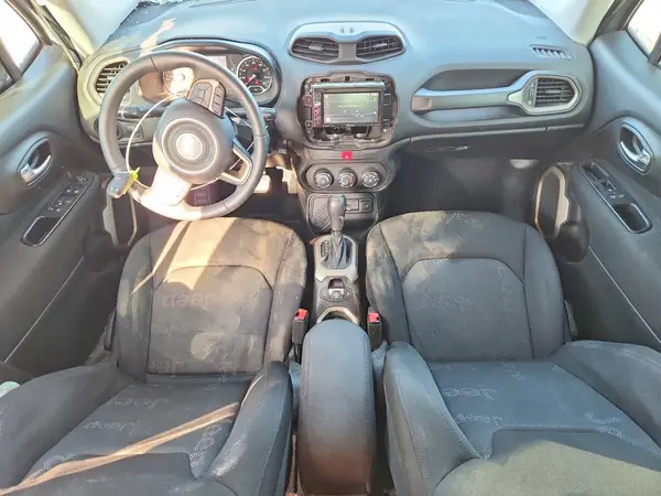 ZACCJAAB4HPF42496 2017 JEEP RENEGADE - Image 8