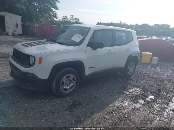 ZACCJAAB4HPG04589 2017 JEEP RENEGADE - Image 2