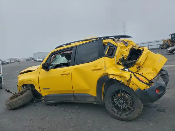 ZACCJAAB4HPG06858 2017 JEEP RENEGADE - Image 2