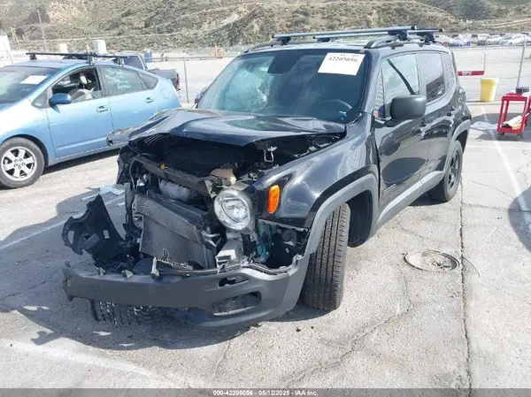 ZACCJAAB5JPG95121 2018 JEEP RENEGADE - Image 2