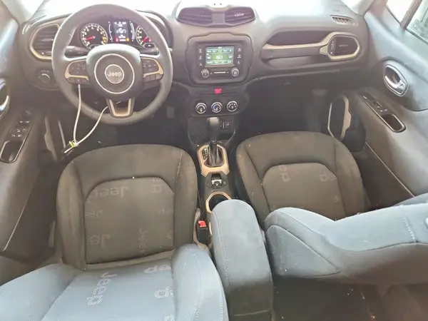 ZACCJAAB6HPF01741 2017 JEEP RENEGADE - Image 8