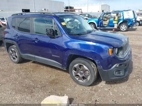 ZACCJAAB7HPE57121 2017 JEEP RENEGADE - Image 1
