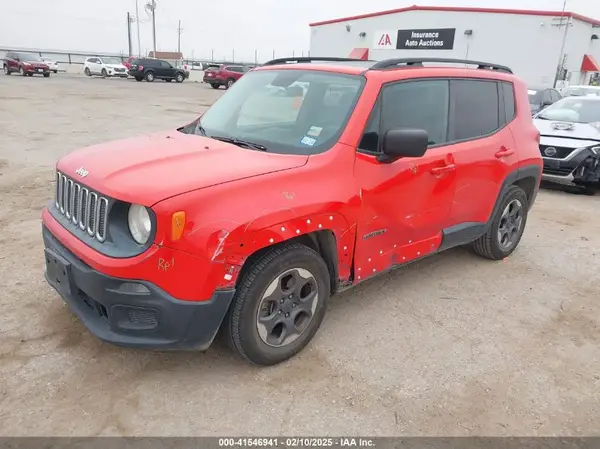 ZACCJAAB7HPE81676 2017 JEEP RENEGADE - Image 2