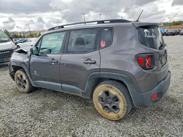 ZACCJAAB7HPE96047 2017 JEEP RENEGADE - Image 2