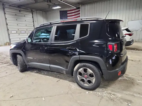 ZACCJAAB7HPF54013 2017 JEEP RENEGADE - Image 2