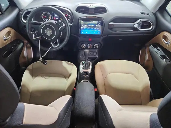 ZACCJAAB7HPF61561 2017 JEEP RENEGADE - Image 8
