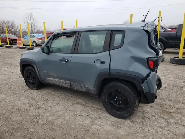 ZACCJAAB7HPF81714 2017 JEEP RENEGADE - Image 2