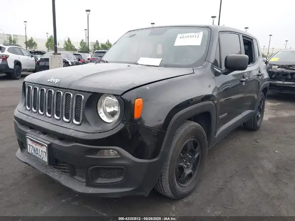 ZACCJAAB8HPF47233 2017 JEEP RENEGADE - Image 2
