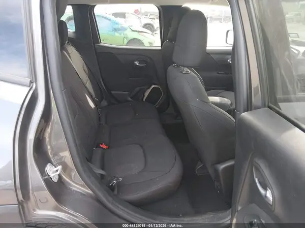 ZACCJAAB8HPF51945 2017 JEEP RENEGADE - Image 8