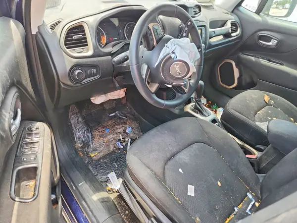 ZACCJAAB8HPF62816 2017 JEEP RENEGADE - Image 8
