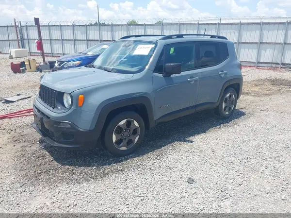ZACCJAAB9HPG07133 2017 JEEP RENEGADE - Image 2