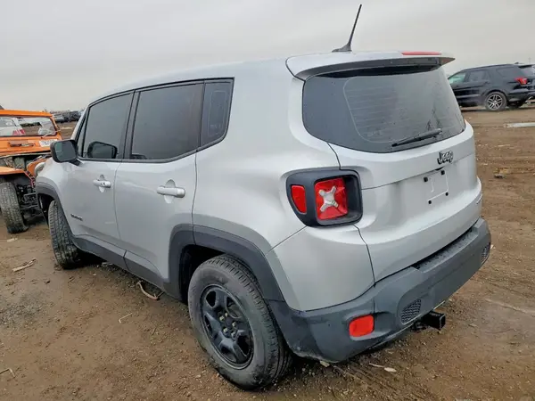 ZACCJAABXHPE70199 2017 JEEP RENEGADE - Image 2