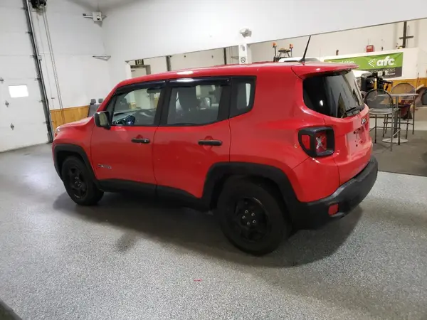 ZACCJAAH2HPE99359 2017 JEEP RENEGADE - Image 2