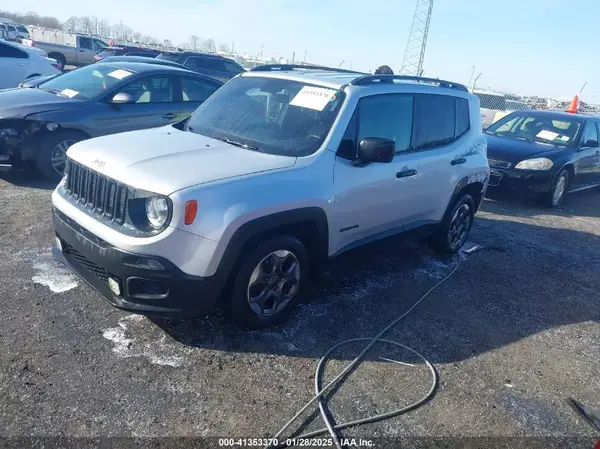 ZACCJAAH3HPF00275 2017 JEEP RENEGADE - Image 2