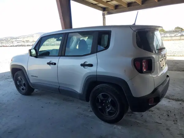 ZACCJAAH7HPF49608 2017 JEEP RENEGADE - Image 2