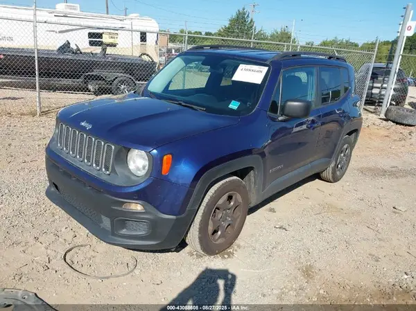 ZACCJAAT0GPD73875 2016 JEEP RENEGADE - Image 2