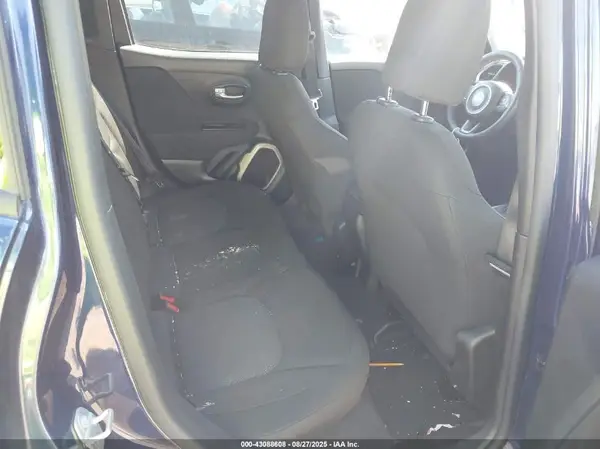 ZACCJAAT0GPD73875 2016 JEEP RENEGADE - Image 8
