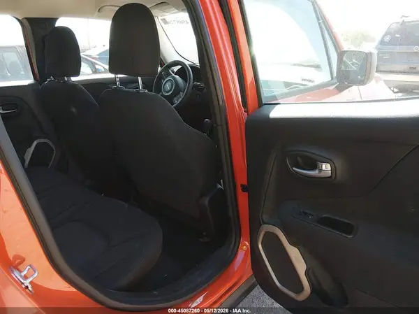 ZACCJAAT1GPC70223 2016 JEEP RENEGADE - Image 8