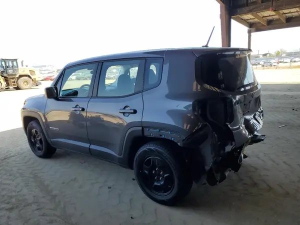 ZACCJAAT1GPD57779 2016 JEEP RENEGADE - Image 2