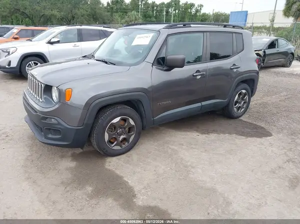 ZACCJAAT1GPE29063 2016 JEEP RENEGADE - Image 2