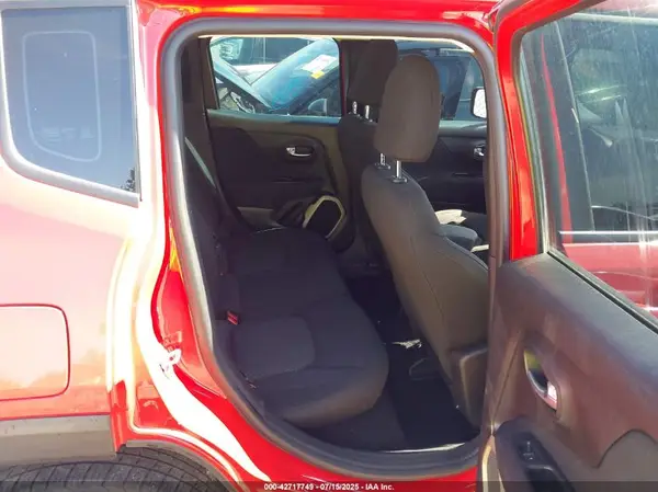 ZACCJAAT2GPD42207 2016 JEEP RENEGADE - Image 8