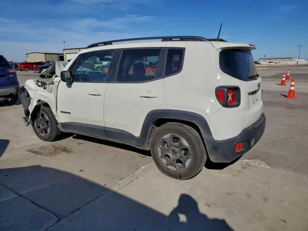 ZACCJAAT2GPD82447 2016 JEEP RENEGADE - Image 2