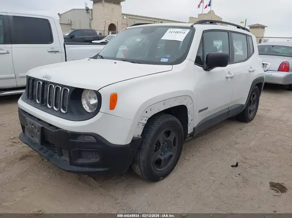 ZACCJAAT3GPC87749 2016 JEEP RENEGADE - Image 2