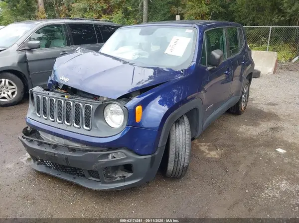 ZACCJAAT3GPC95611 2016 JEEP RENEGADE - Image 2