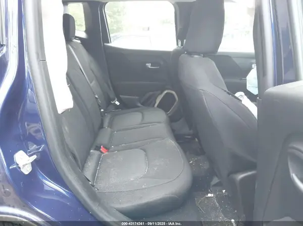 ZACCJAAT3GPC95611 2016 JEEP RENEGADE - Image 8