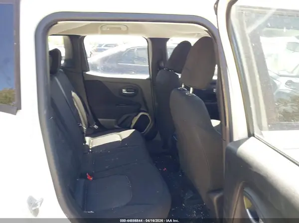 ZACCJAAT3GPD42409 2016 JEEP RENEGADE - Image 8