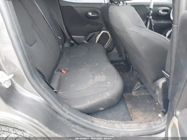 ZACCJAAT3GPD50316 2016 JEEP RENEGADE - Image 8