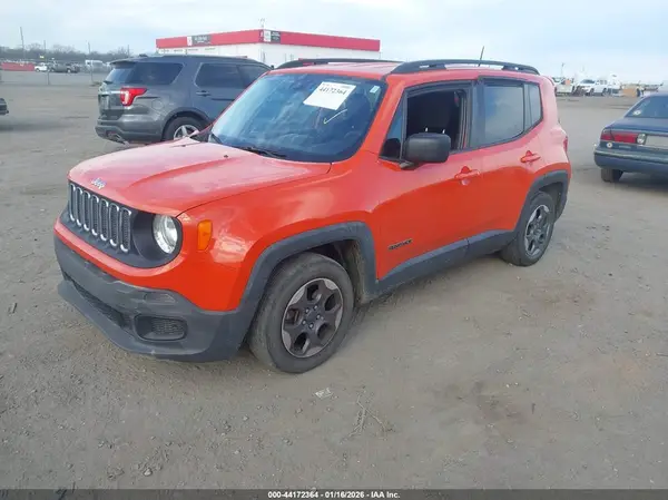 ZACCJAAT3GPE29274 2016 JEEP RENEGADE - Image 2