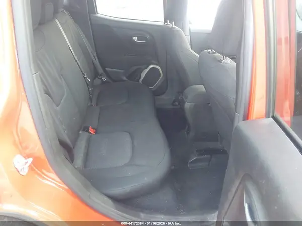 ZACCJAAT3GPE29274 2016 JEEP RENEGADE - Image 8