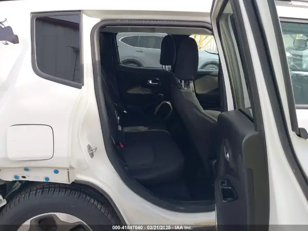 ZACCJAAT3GPE31591 2016 JEEP RENEGADE - Image 8