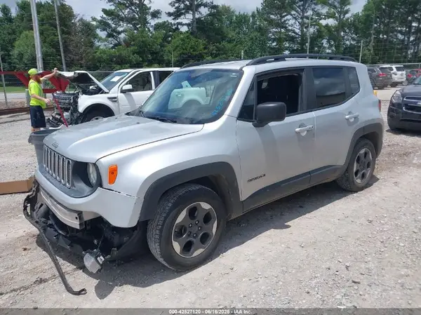 ZACCJAAT4GPD73586 2016 JEEP RENEGADE - Image 2