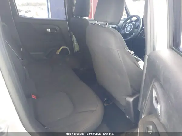 ZACCJAAT4GPD76634 2016 JEEP RENEGADE - Image 8