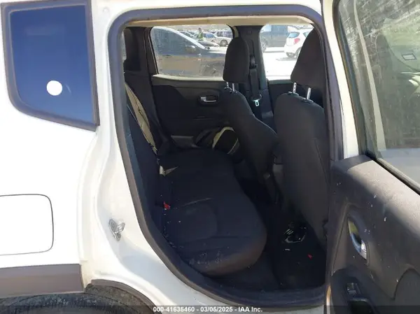 ZACCJAAT4GPD82806 2016 JEEP RENEGADE - Image 8