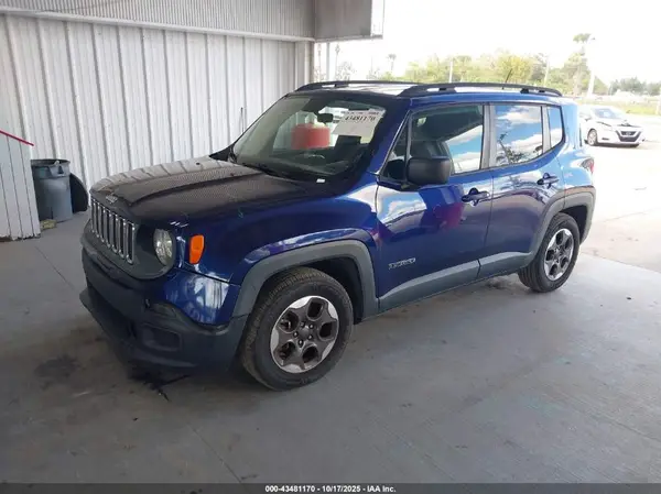 ZACCJAAT4GPE29719 2016 JEEP RENEGADE - Image 2